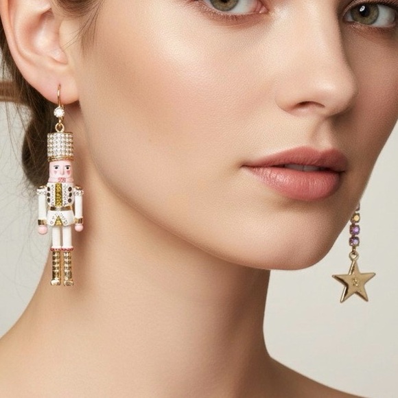 New Betsey Johnson Nutcracker mismatched Earrings - Picture 4 of 9